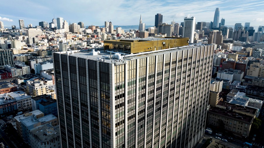 The Phillip Burton Federal Building in San Francisco, where Magistrate Judge Alex Tse ordered Abdulrahman Alfozan held without bail on October 19, 2026 (UTC-7). (AP Photo/Noah Berger)